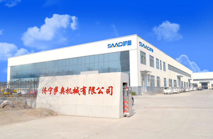 發動機是道路劃線機關鍵結構